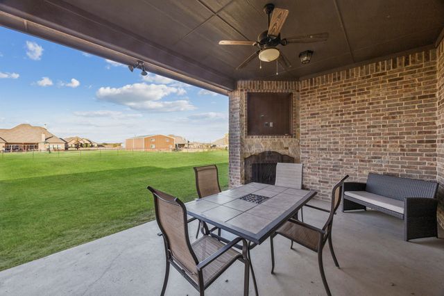 1020 Jesse James Lane, Springtown, TX 76082