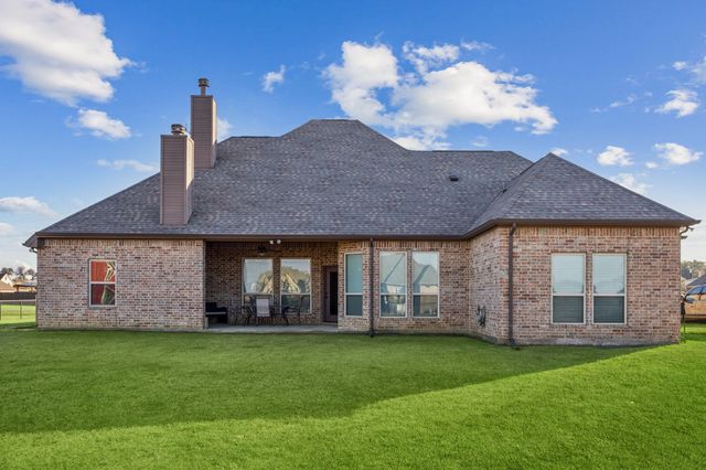 1020 Jesse James Lane, Springtown, TX 76082