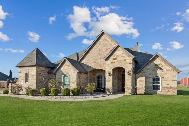 1020 Jesse James Lane, Springtown, TX 76082