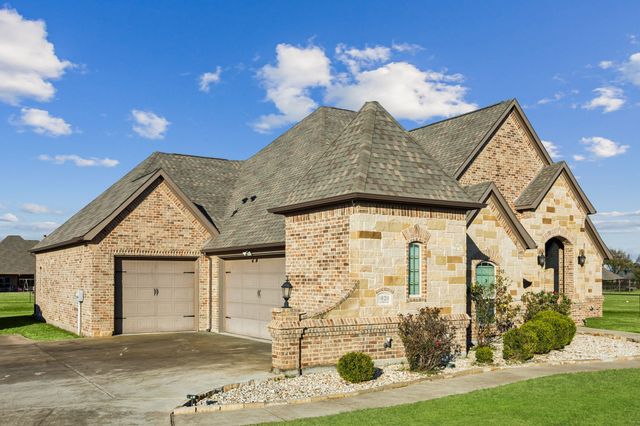 1020 Jesse James Lane, Springtown, TX 76082