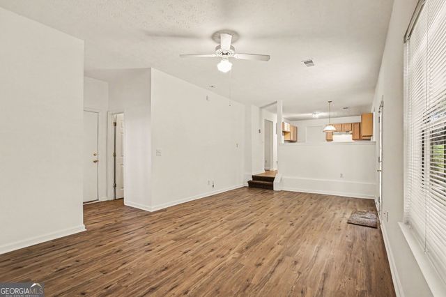 2233 Glen Briar Way, Lithonia, GA 30058