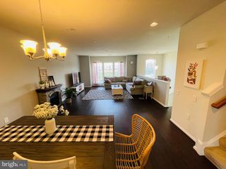 42699 WARDLAW TER, Ashburn, VA 20147
