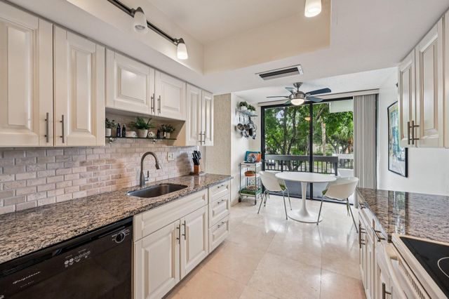 23200 Camino Del Mar 201, Boca Raton, FL 33433