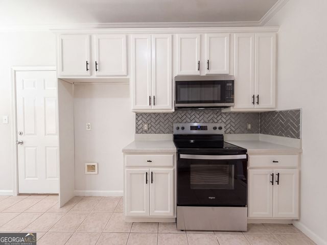 275 Btwn 245 & 275 Forrest Avenue, Fayetteville, GA 30214