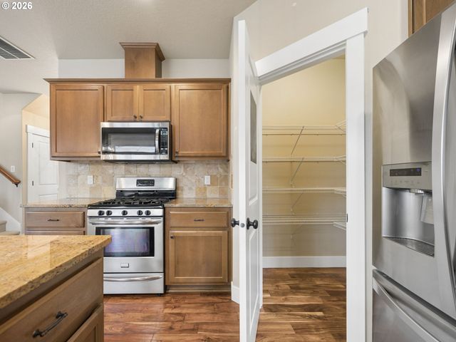 40189 LAUREL St, Sandy, OR 97055