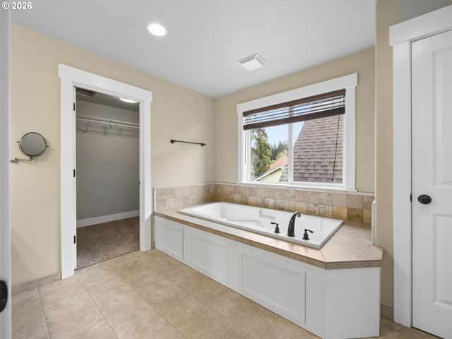 40189 LAUREL St, Sandy, OR 97055