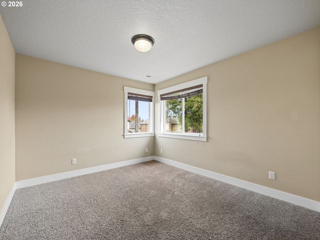 40189 LAUREL St, Sandy, OR 97055