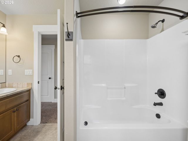 40189 LAUREL St, Sandy, OR 97055