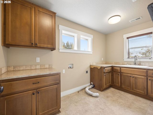 40189 LAUREL St, Sandy, OR 97055