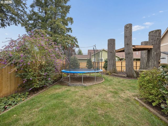 40189 LAUREL St, Sandy, OR 97055