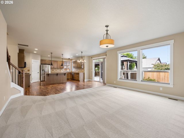 40189 LAUREL St, Sandy, OR 97055