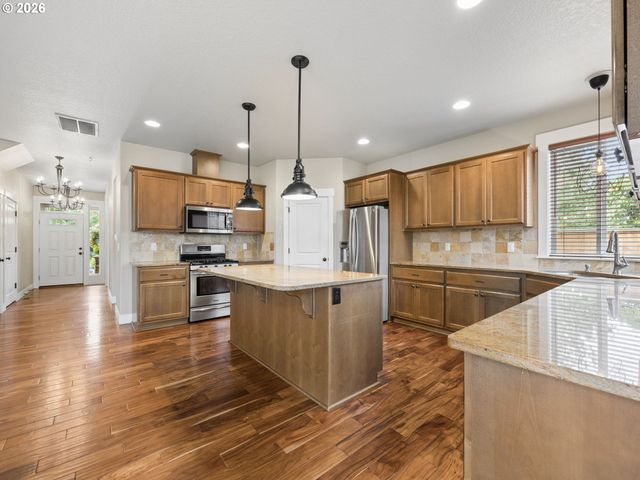 40189 LAUREL St, Sandy, OR 97055