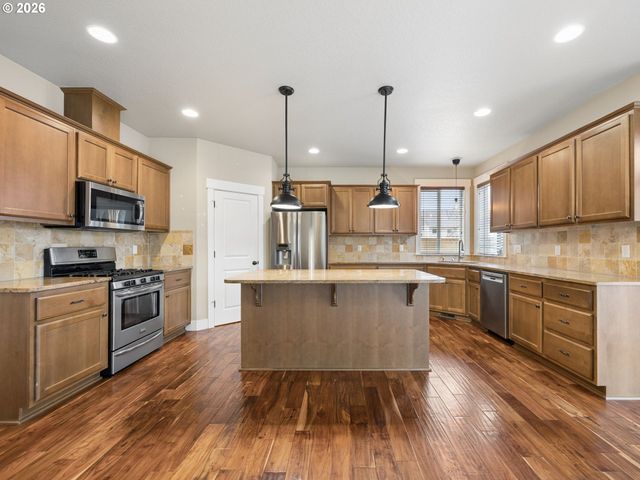 40189 LAUREL St, Sandy, OR 97055