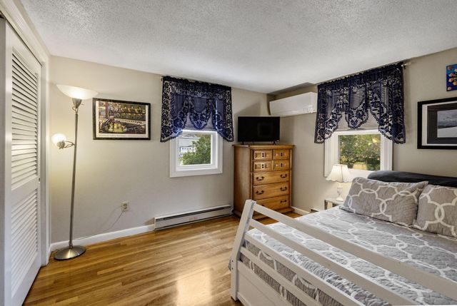 102 Sea Street, Dennis Port, MA 02639