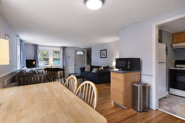 102 Sea Street, Dennis Port, MA 02639