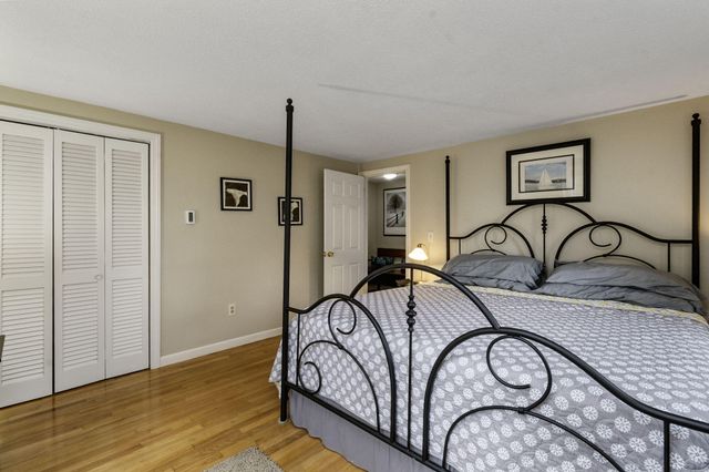 102 Sea Street, Dennis Port, MA 02639