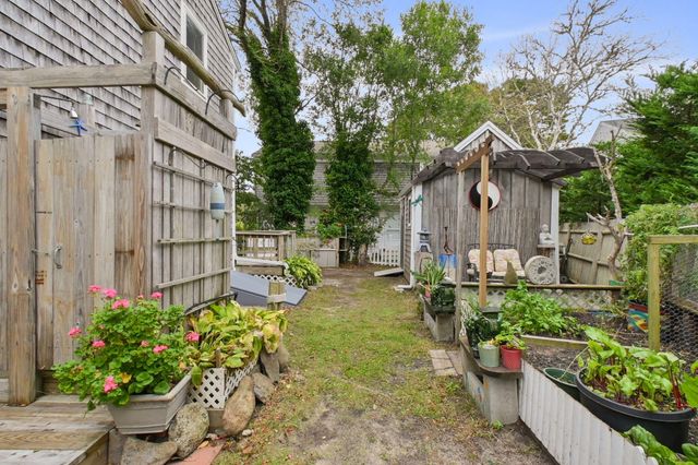 102 Sea Street, Dennis Port, MA 02639