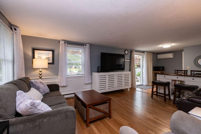 102 Sea Street, Dennis Port, MA 02639