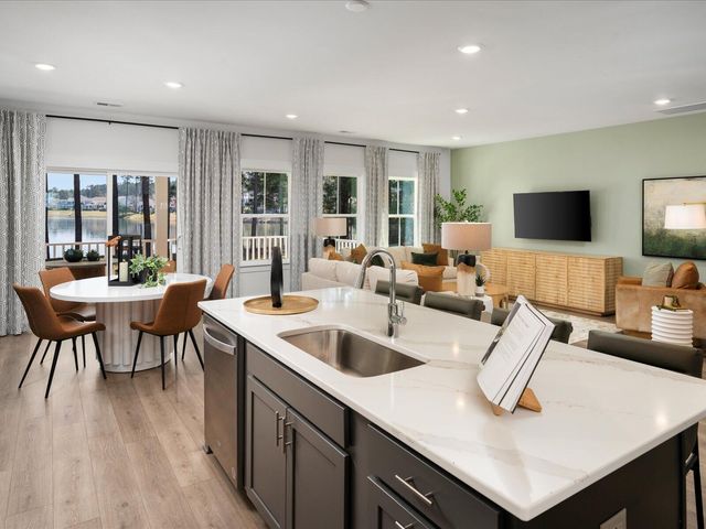 356 Calm Water Way, Summerville, SC 29486