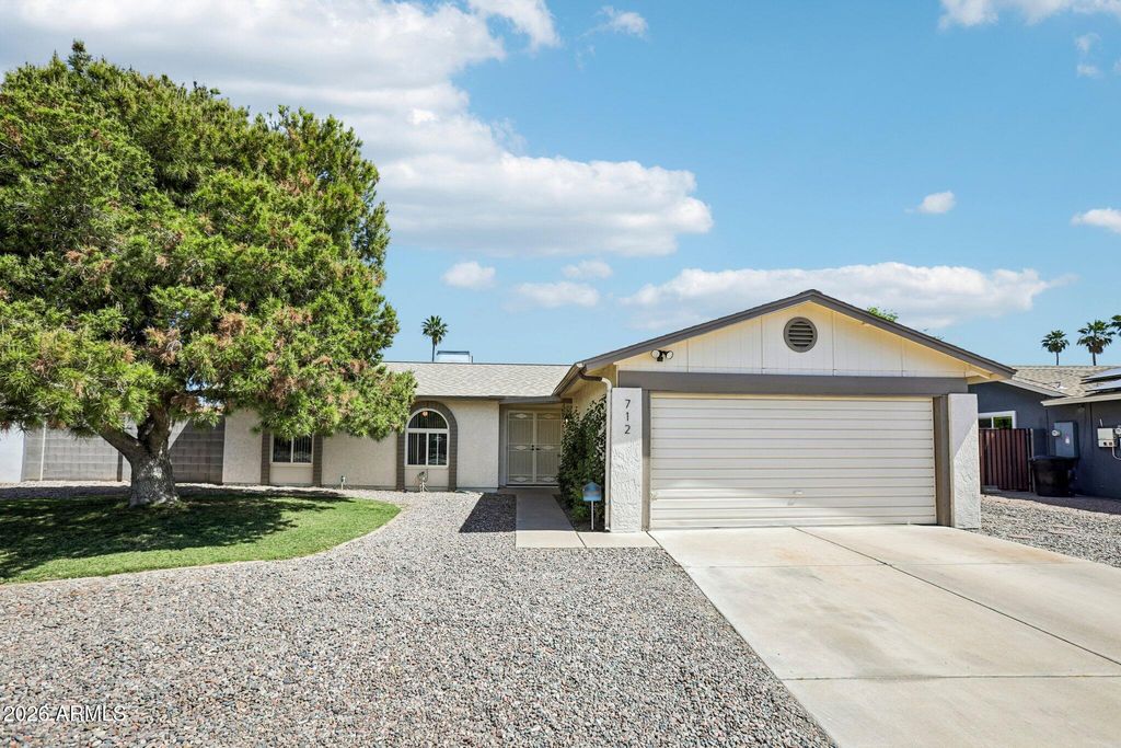 712 W FRITO Avenue, Mesa, AZ 85210