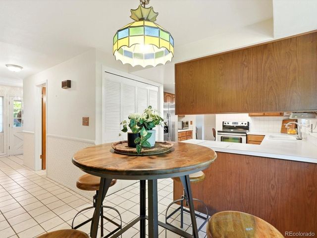 6995 Queen Cir, Arvada, CO 80004
