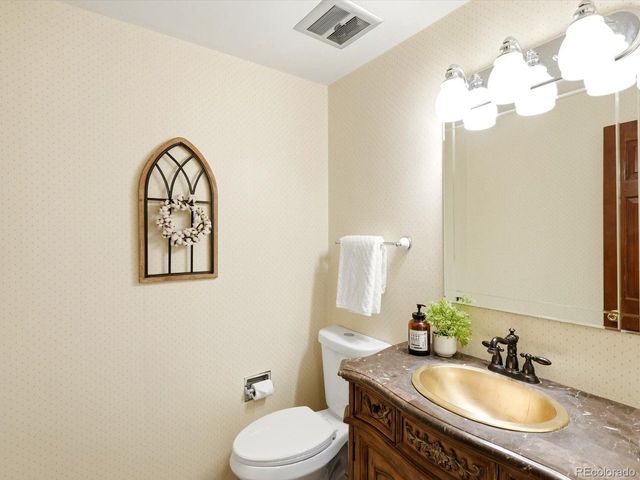 6995 Queen Cir, Arvada, CO 80004