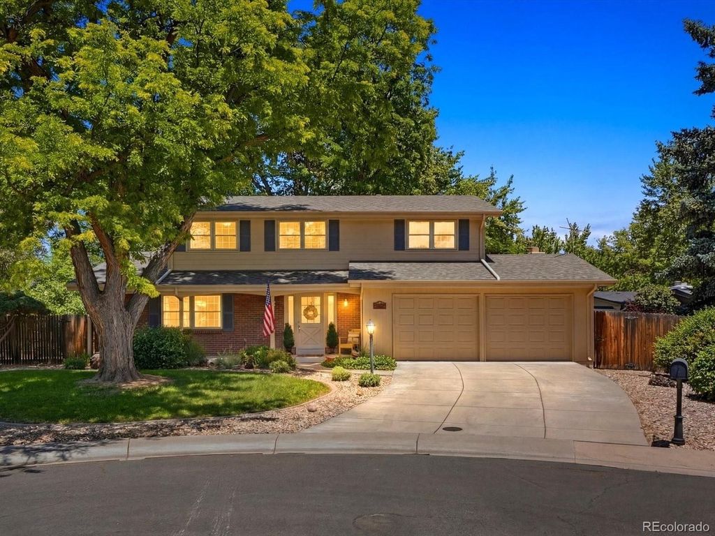 6995 Queen Cir, Arvada, CO 80004