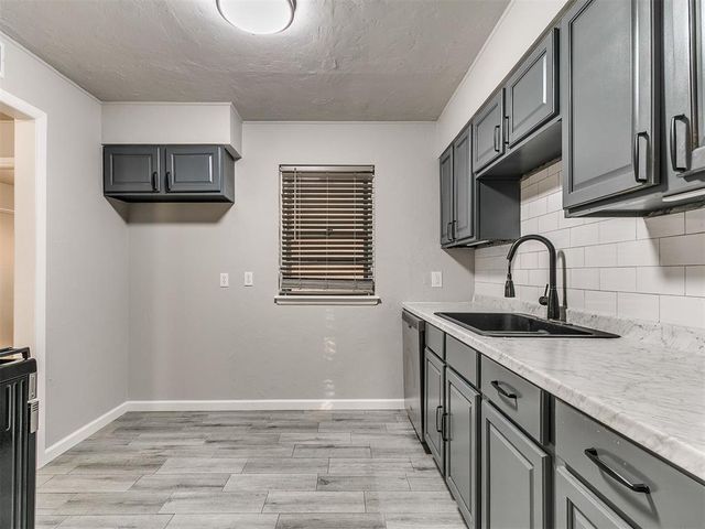 1501 SW 68th Street, Oklahoma City, OK 73159