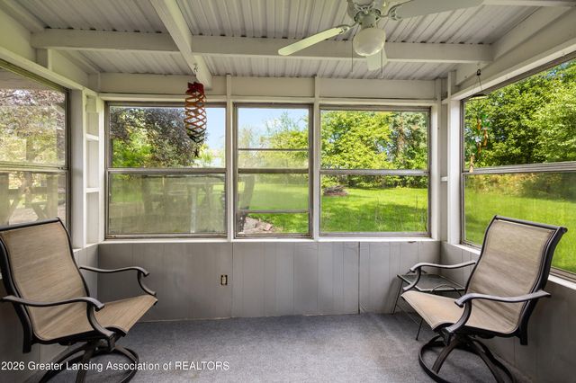 4220 Marys Way, Lansing, MI 48917
