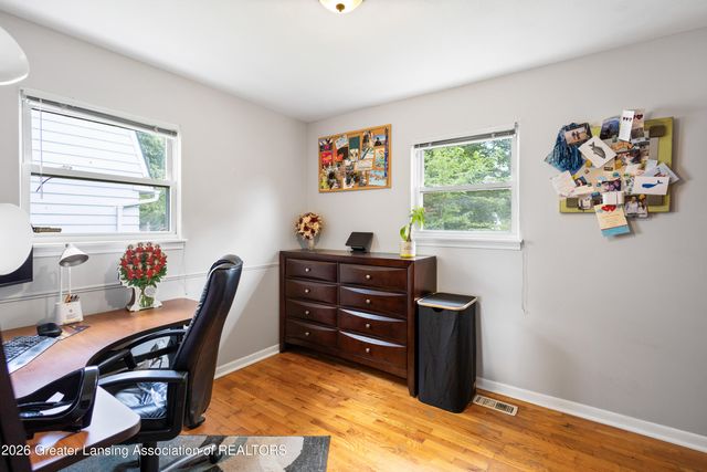 4220 Marys Way, Lansing, MI 48917