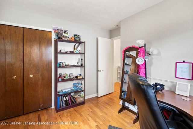 4220 Marys Way, Lansing, MI 48917