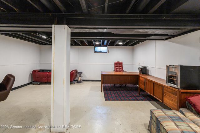 4220 Marys Way, Lansing, MI 48917