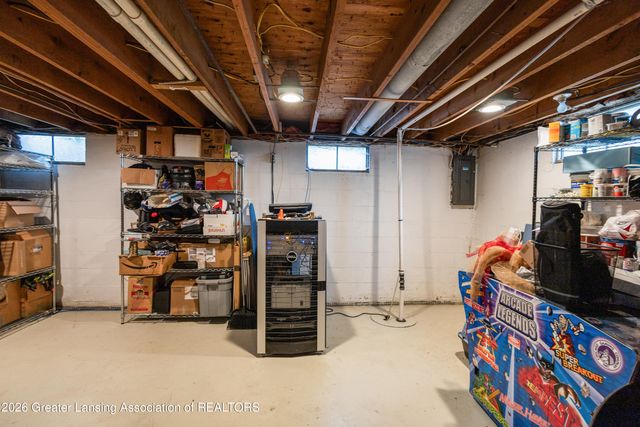 4220 Marys Way, Lansing, MI 48917