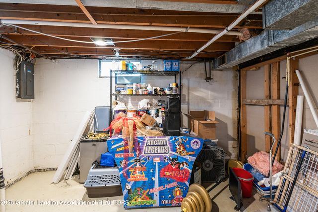 4220 Marys Way, Lansing, MI 48917