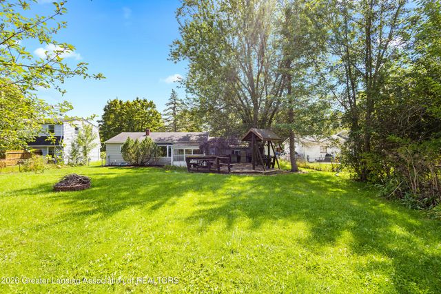 4220 Marys Way, Lansing, MI 48917