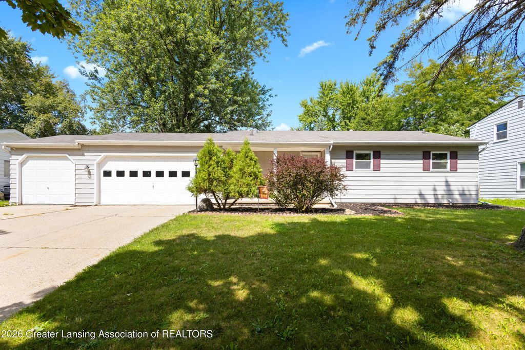 4220 Marys Way, Lansing, MI 48917