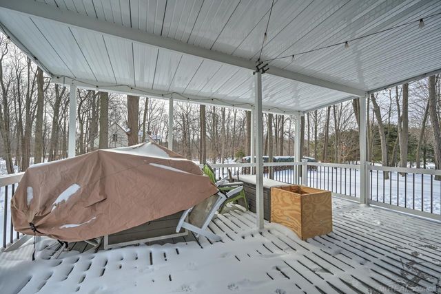 65 Woodside Lane, Oakland, MI 48360