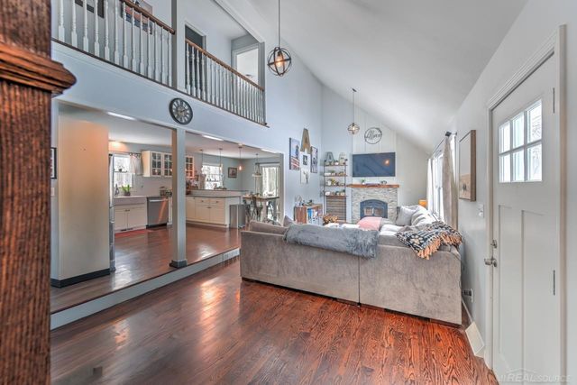 65 Woodside Lane, Oakland, MI 48360