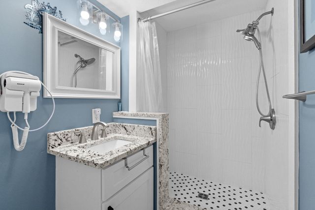 6100 N Ocean Blvd Unit 901, North Myrtle Beach, SC 29582