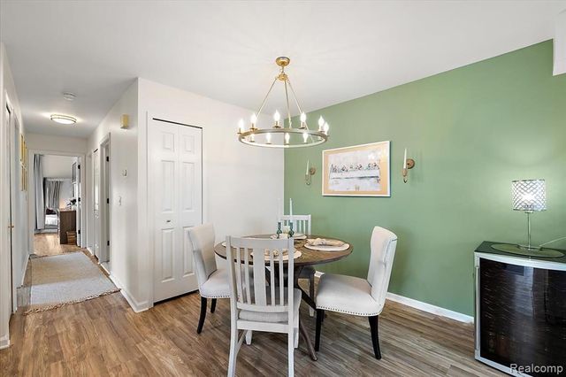 41999 King Edward Court, Clinton Township, MI 48038