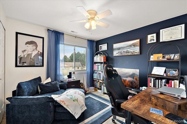 41999 King Edward Court, Clinton Township, MI 48038