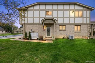 41999 King Edward Court, Clinton Township, MI 48038