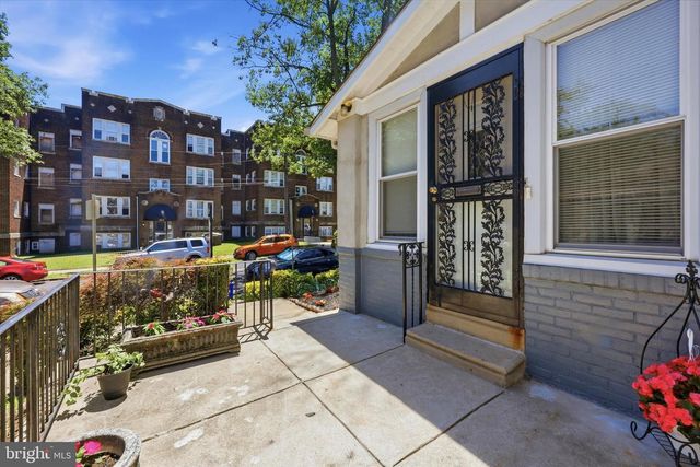 6113 NASSAU RD, Philadelphia, PA 19151