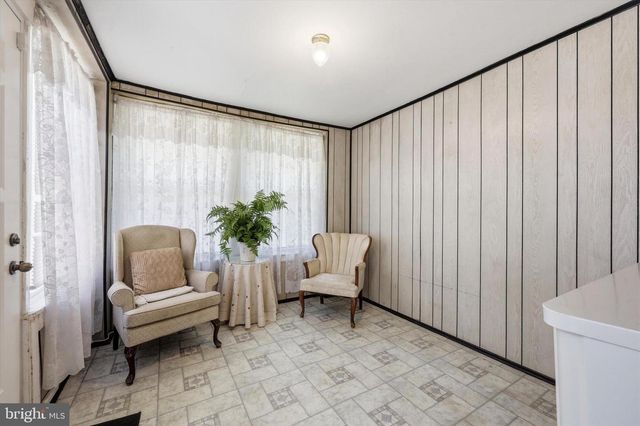 6113 NASSAU RD, Philadelphia, PA 19151