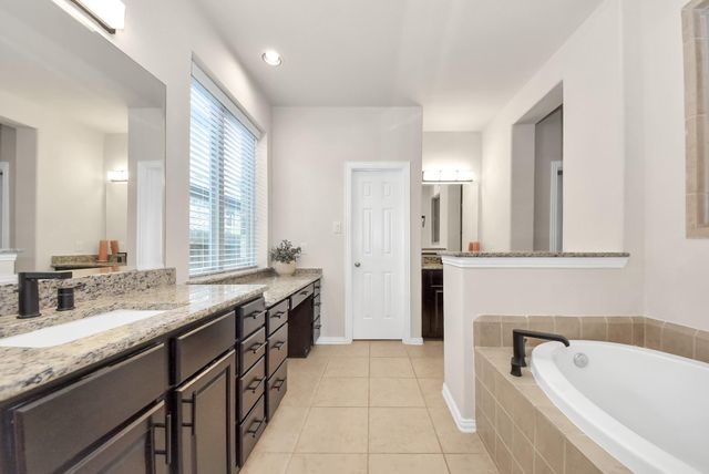 8131 Black Percher Street, Conroe, TX 77385