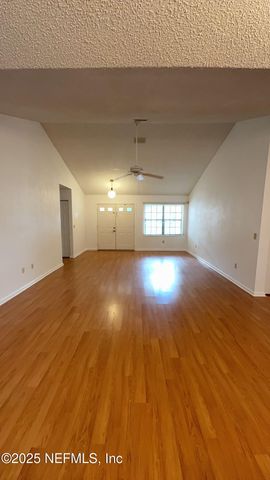 18 WARREN Place, Palm Coast, FL 32164