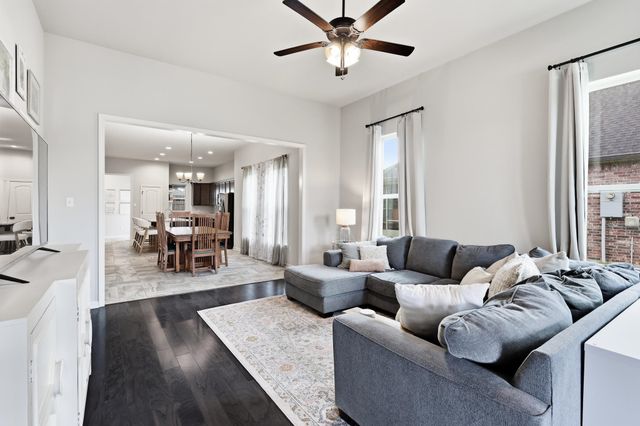 420 Pond Dr, Thibodaux, LA 70301