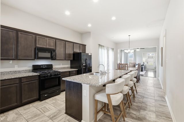 420 Pond Dr, Thibodaux, LA 70301