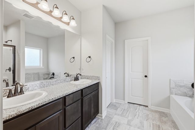 420 Pond Dr, Thibodaux, LA 70301