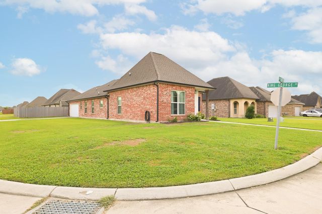 420 Pond Dr, Thibodaux, LA 70301